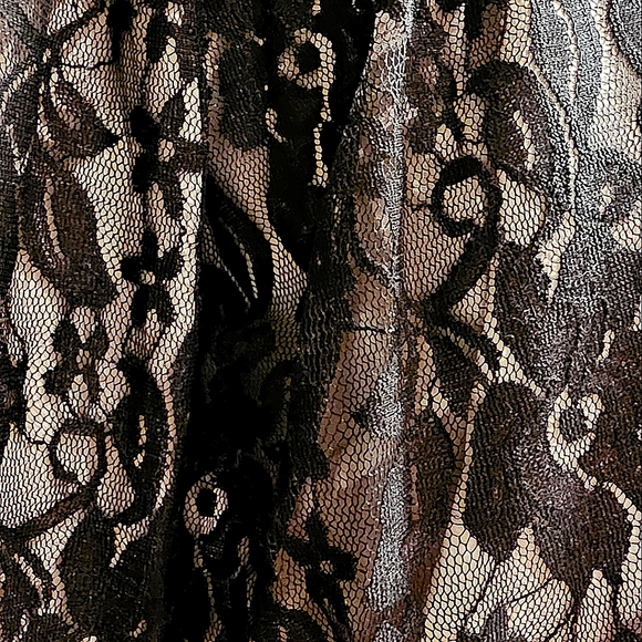 Cropped Lace jacket - Picture 8 of 8